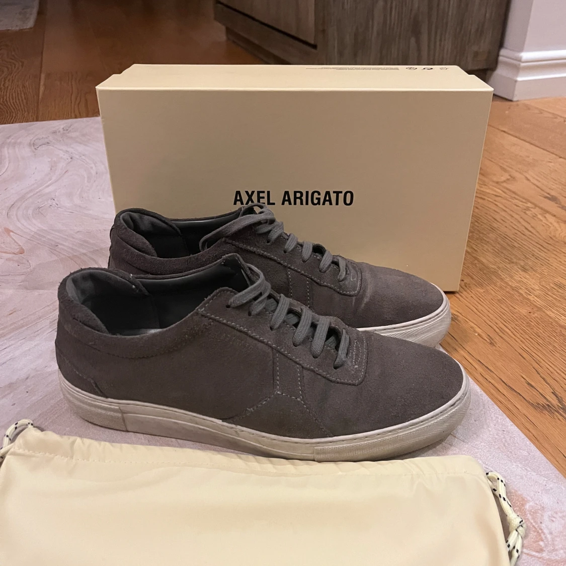 Axel Arigato Mocka Grå - 90