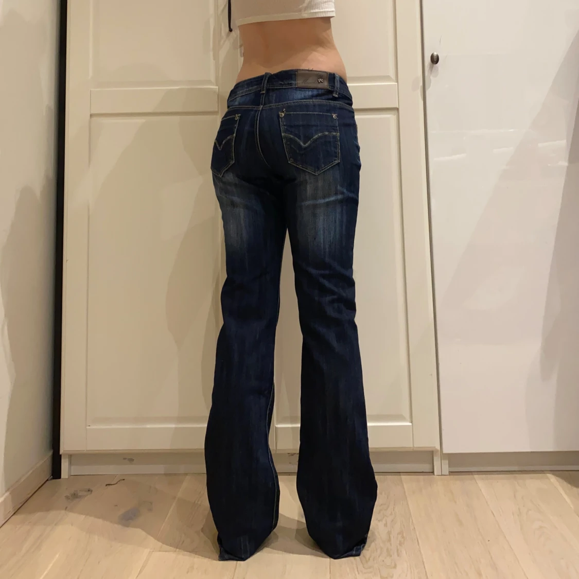 lågmidjade bootcut jeans💕