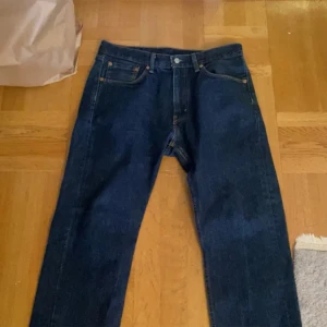 Levis - Levis 505or W33/L30