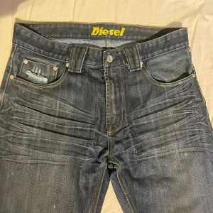 Diesel Jeans - ❗️❗️Alla jeans i min profil säljes för endast 79kr om inte domhär är din stil kolla gjärna i min profil och skriv till mig om du har nå frågor❗️❗️