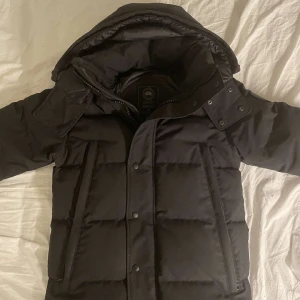 Canada goose  - Frääässch csg vill bara bli av me den storlek S 