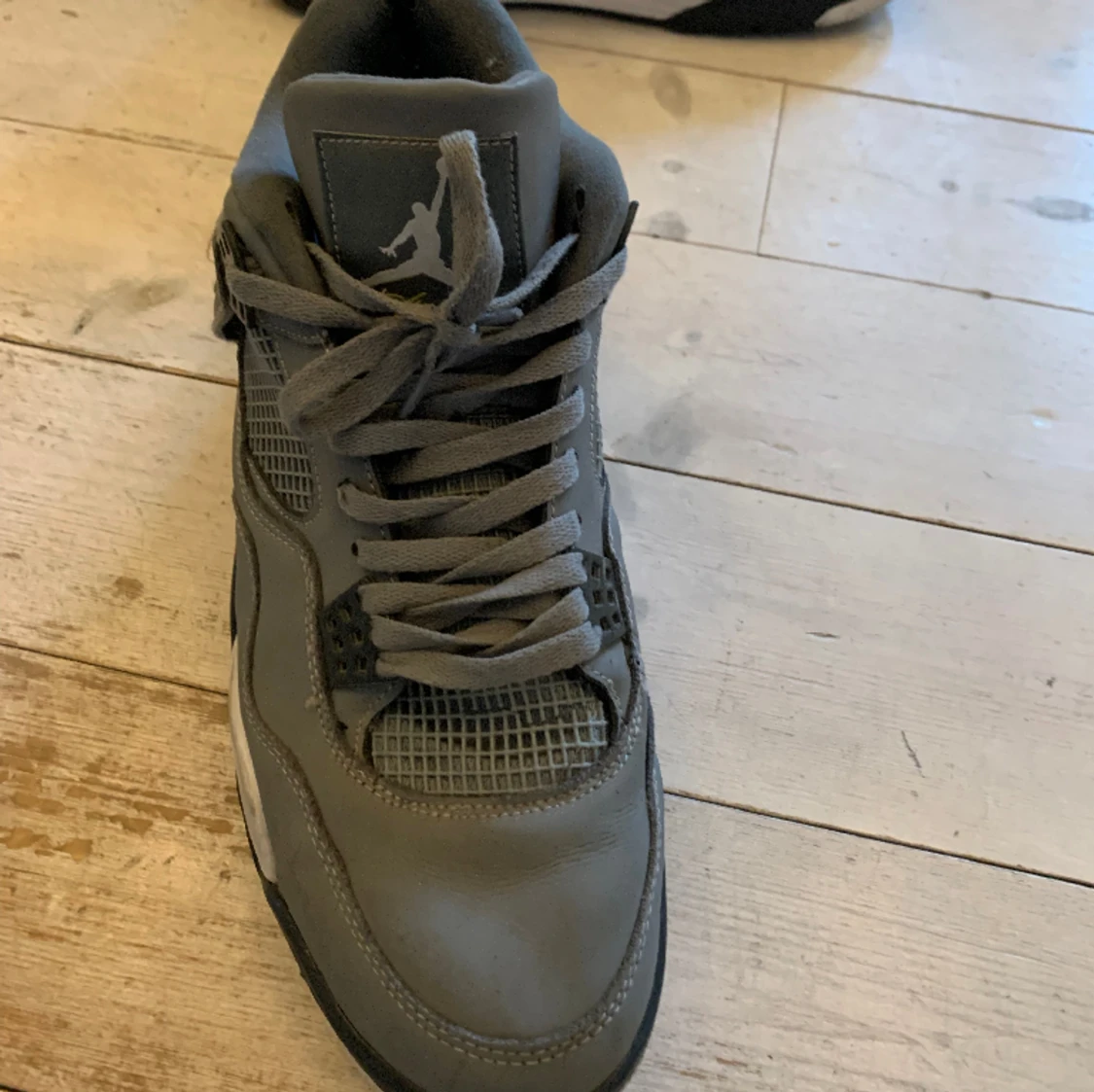 Jordan 4 retro ”cool grey” - 28