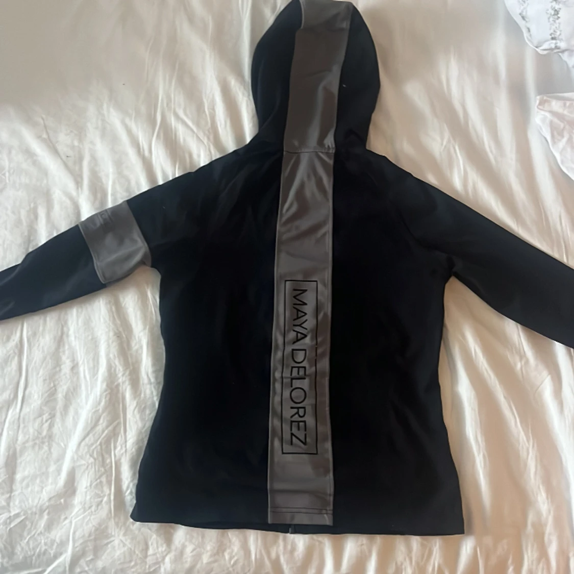 Maya delorez tröja - 90