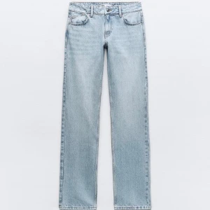 Lågmidjade jeans - Lågmidjade jeans från zara, endast använda en gång