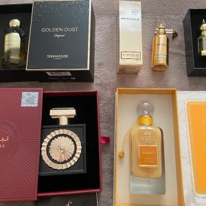 Parfymer  - Säljer dessa parfymer som jag endast luktat på, alla är helt fulla och i ny skick.  •Dulce 550 kr  •El nabil 300 kr st • Mango musk 500 kr • Sunna musk 700 kr  • Nebras 500 kr • Montale 700 kr