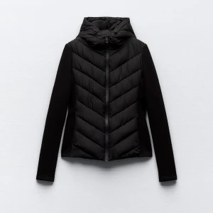 Zara vårjacka - Zara vårjacka stl S  Har två stycken så säljer denna , aldrig använd med prislapp!