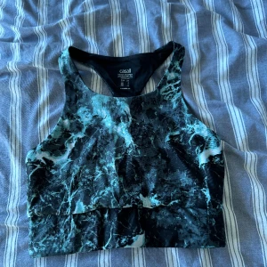 Träningstopp - Marmor träningstopp från casall i väldigt gott skick