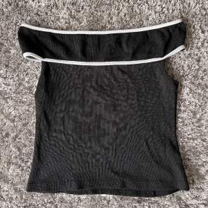 Offshoulder tröja från Zara i storlek S🤍