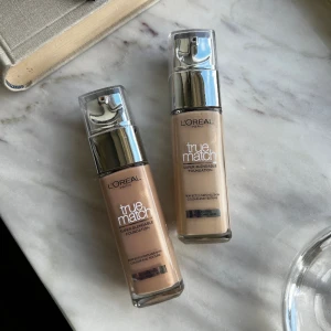 Loreal true match foundation  - Säljer två nyanser av Loreal True Match foundation då de inte sitter fint på min hy. Helt fulla, endast testade en gång. 
