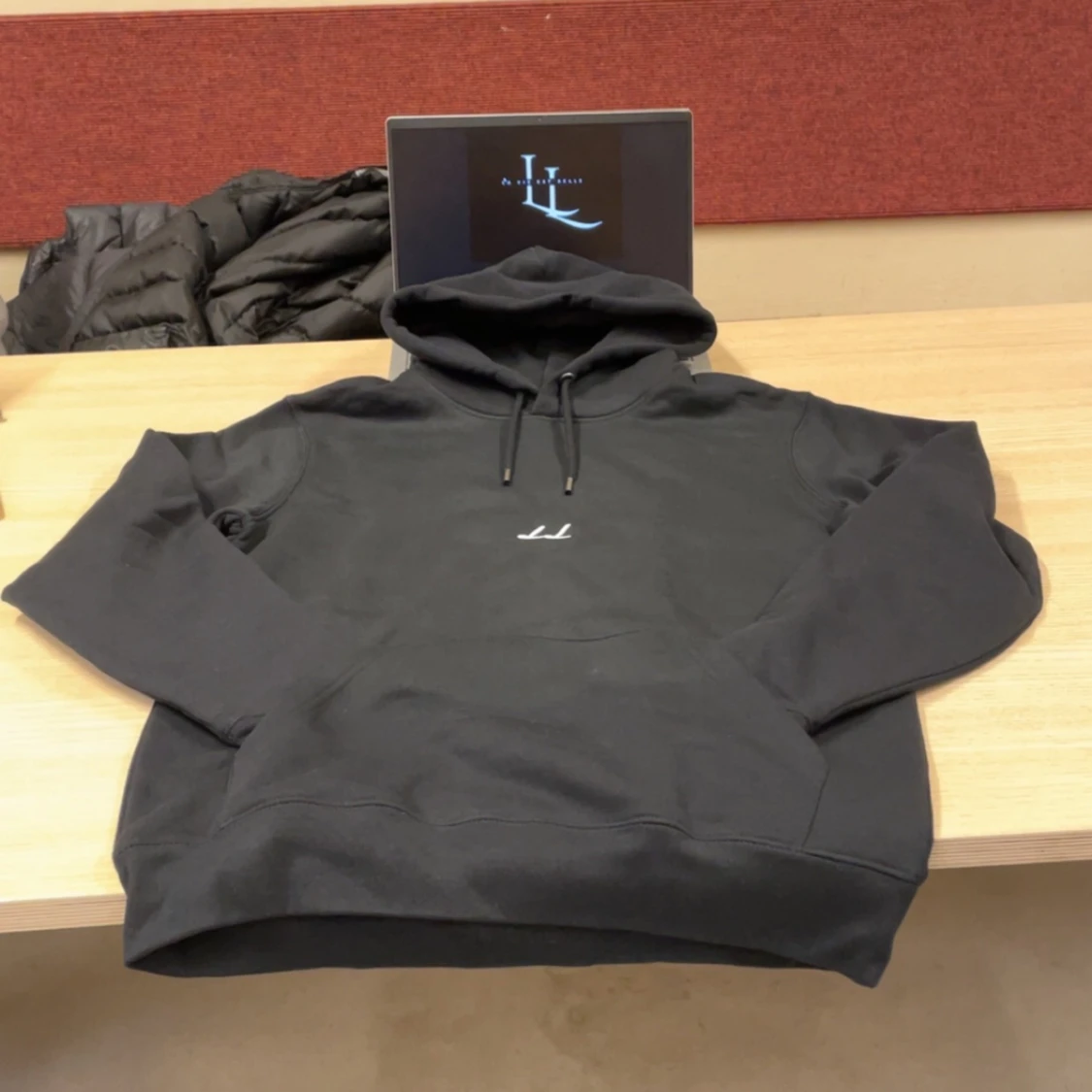 Tröja av vårat UF flretag