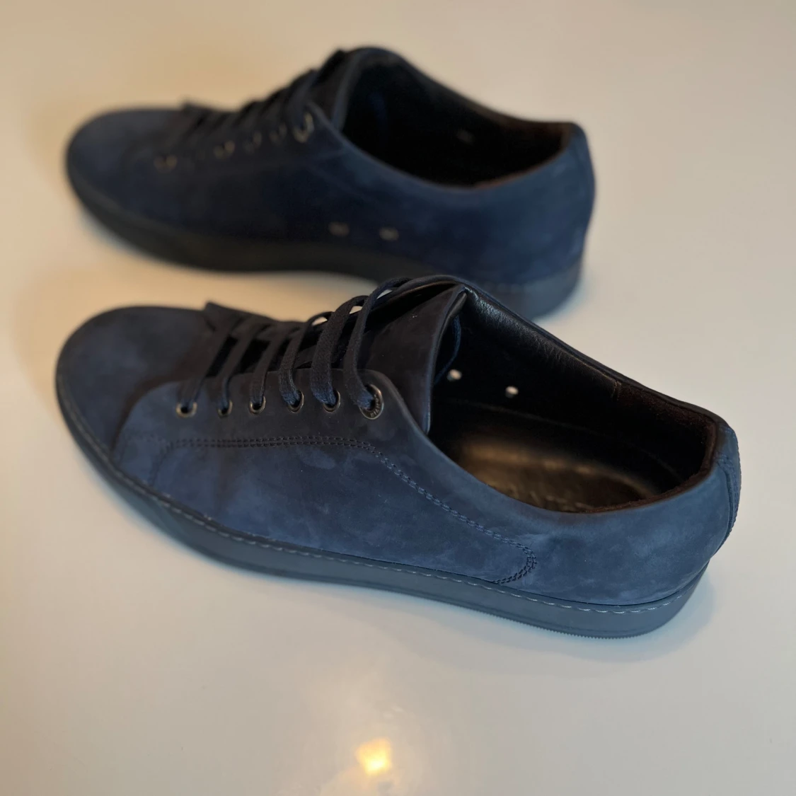 Mörkblå lanvins - 91