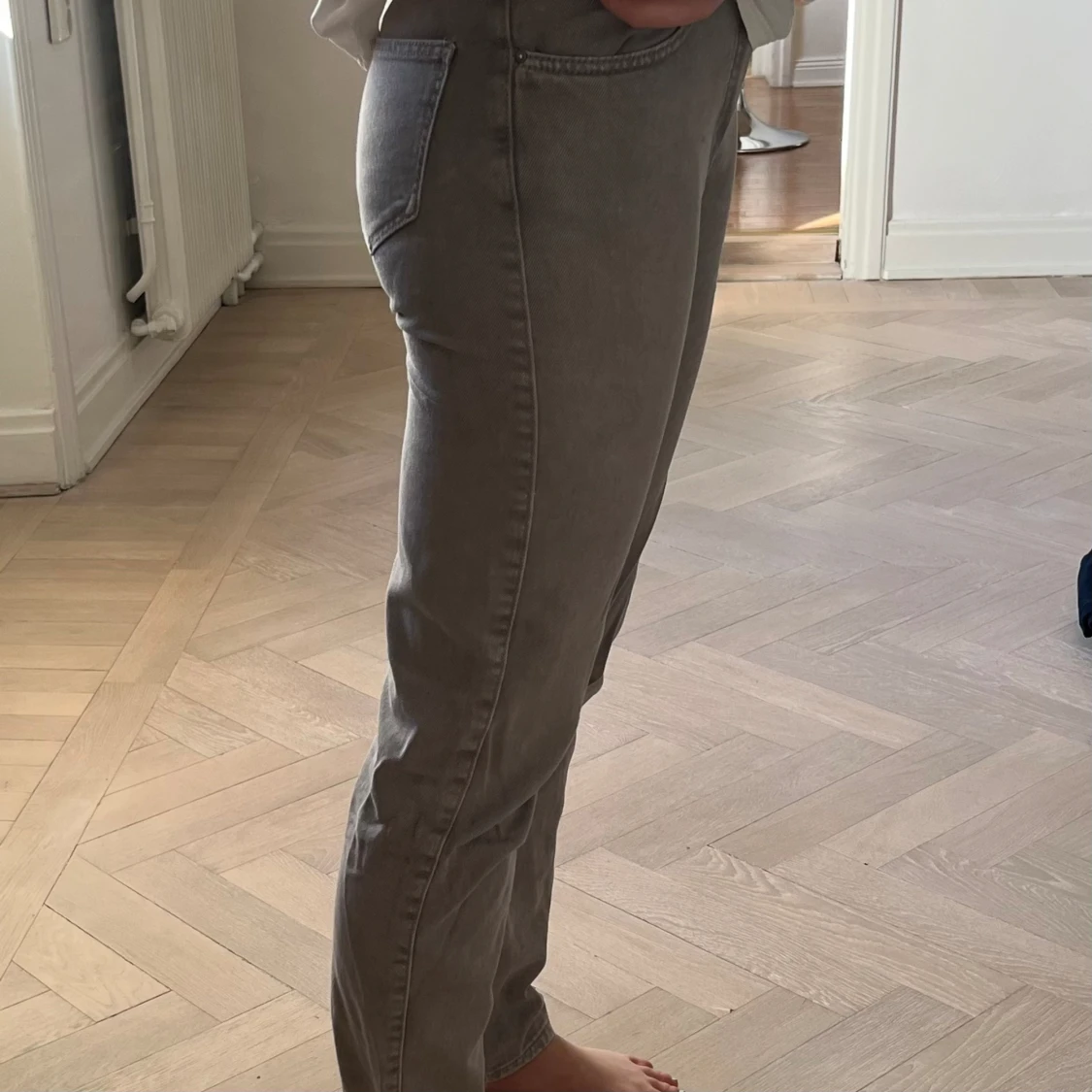 Grå byxor - 90