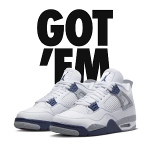 Jordan 4 midnight navy - Jordan 4 midnight navy stl 43,  Vann dom på SNKRS, Inte använda och i perfekt kondition, 10/10. Skriv vid funderingar eller frågor om flera bilder.