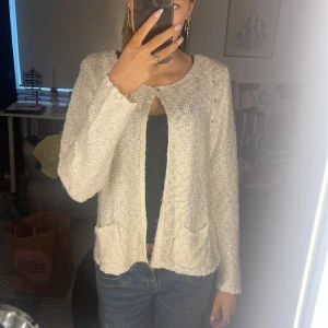 Kofta - Säljer min superfina glittriga kofta! 