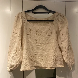 Blus - Fin sommar blus från lindex i bra skick. 