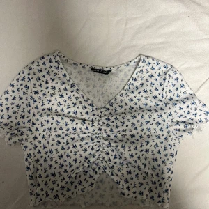 Gullig topp  - En gullig topp från shein💕