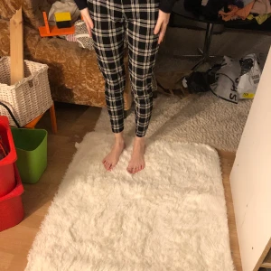 Tre olika par pyjamas byxor  - 1 för 60, 2 för 100 ,3 för 160 Rutiga pyjamasbyxor 