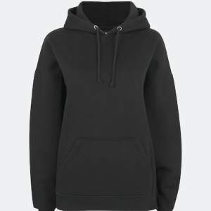 säljer denna svarta hoodien från bikbok. den är nopprig då den säljs billigt