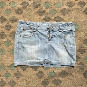 Lågmidjad kjol - Lågmidjad kjol så himla fin!