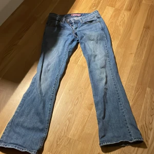 Levis jeans low  - Fint skick