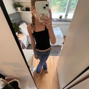 Brandy Melville yoga pants - Snygga, sköna yoga pants från brandy Melville. Aldrig använda men säljer då de är något stora ❤️