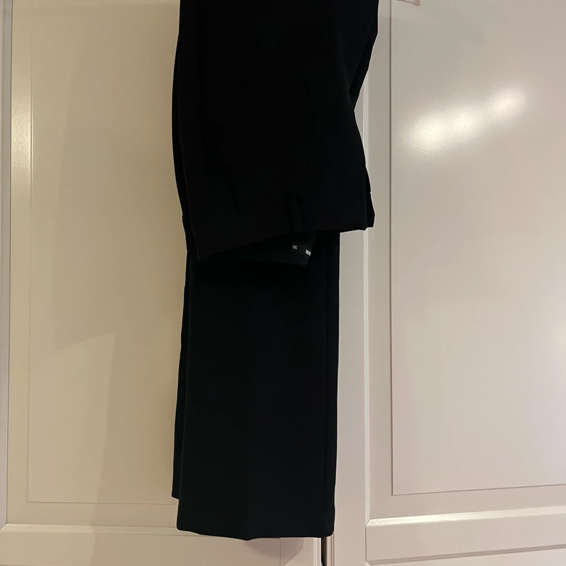 Bikbok kostymbyxa - 90