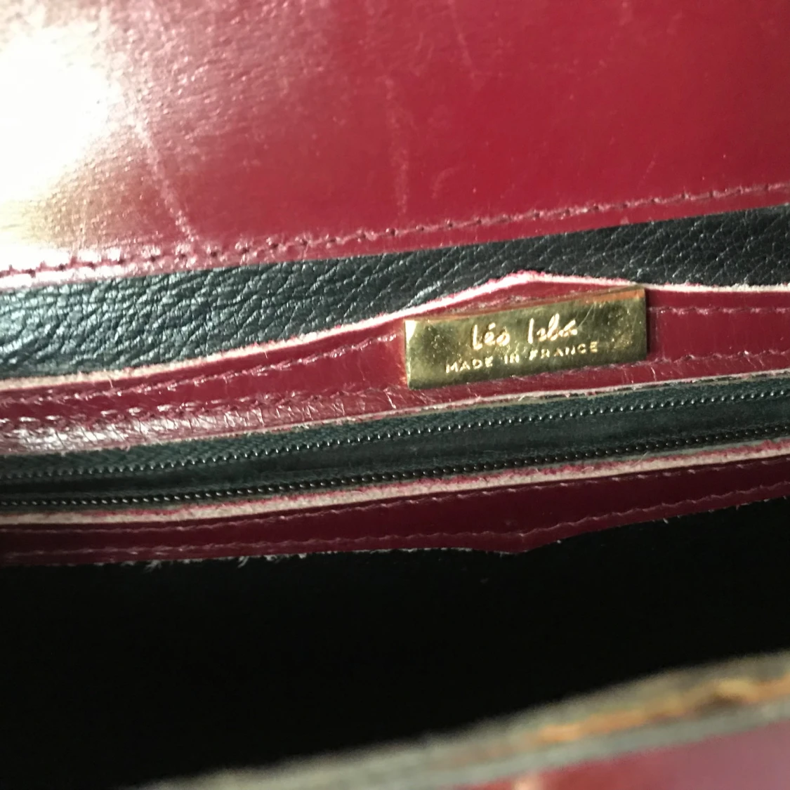 Wine red handbag  - 91