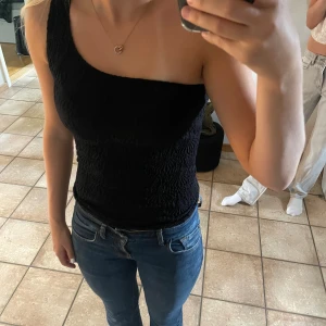 Lite finare top!💓 - En lite finare fest top! Aldrig använd men har tagit bort lappen!💓