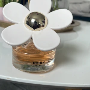 Daisy Love - Söt och ungdomligpsrfym 