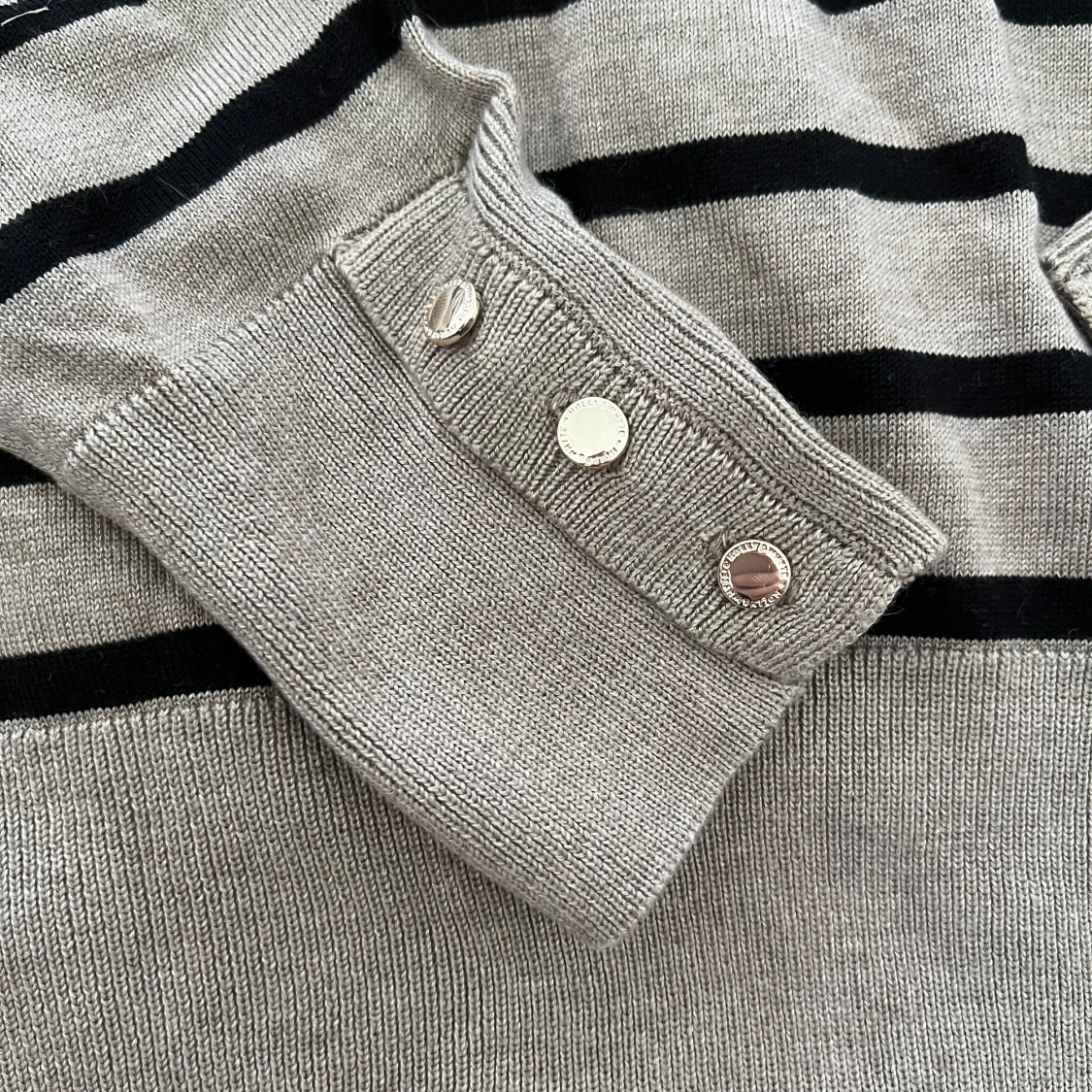 HOLLY & WHITE tröja  - 91