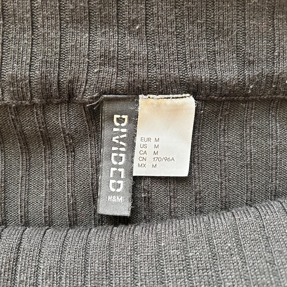 Off-shoulder tröja - 91