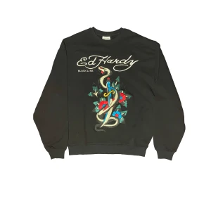 Ed Hardy  sweater - Ed Hardy sweater från deras senaste kollektion, black line. Helt oanvända och nyskick, storlek S passar som en M. Priset kan diskuteras, nypris 1500kr