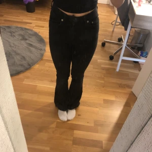 Jeans  - Jätte fina jeans från lager 157, köptes för 150kr. Jag säljer för 45 kr❤️ tryck inte på köp nu utan skriv privat 