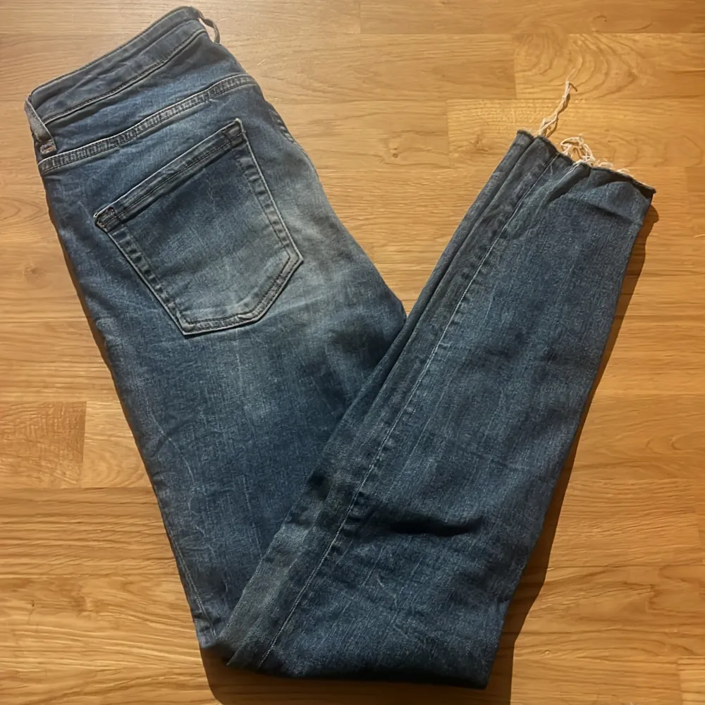 Tighta jeans. Jeans & Byxor.