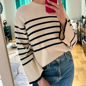 Tröja Gina tricot - Sparsamt använd, bra skick