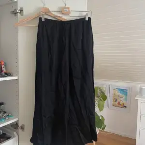 Fin kjol från Zara i storlek s!