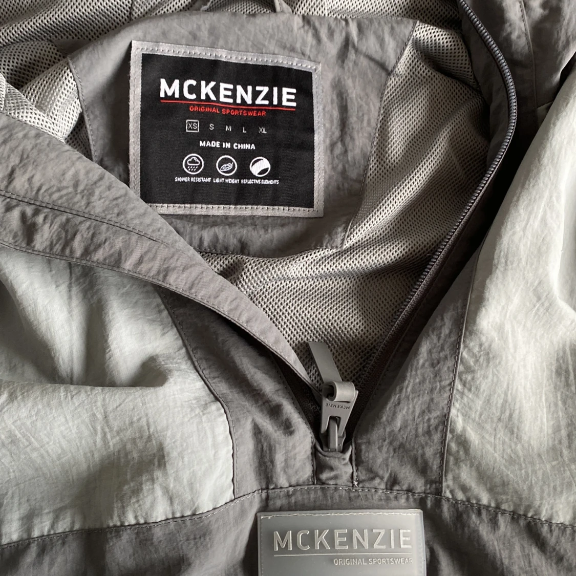 Mckenzie vind jacka  - 2