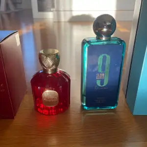 Jag säljer Afnan 9am Dive 100ml (dupe på Bleu De Chanel)  Maison Alhambra Baroque Rouge Extrait de Parfum 100ml (dupe på MFK Baccarat Rouge 540).  Dem är endast test sprutade och kommer med full presentation 9am - 400kr✅ Baroque Rouge - 250kr✅