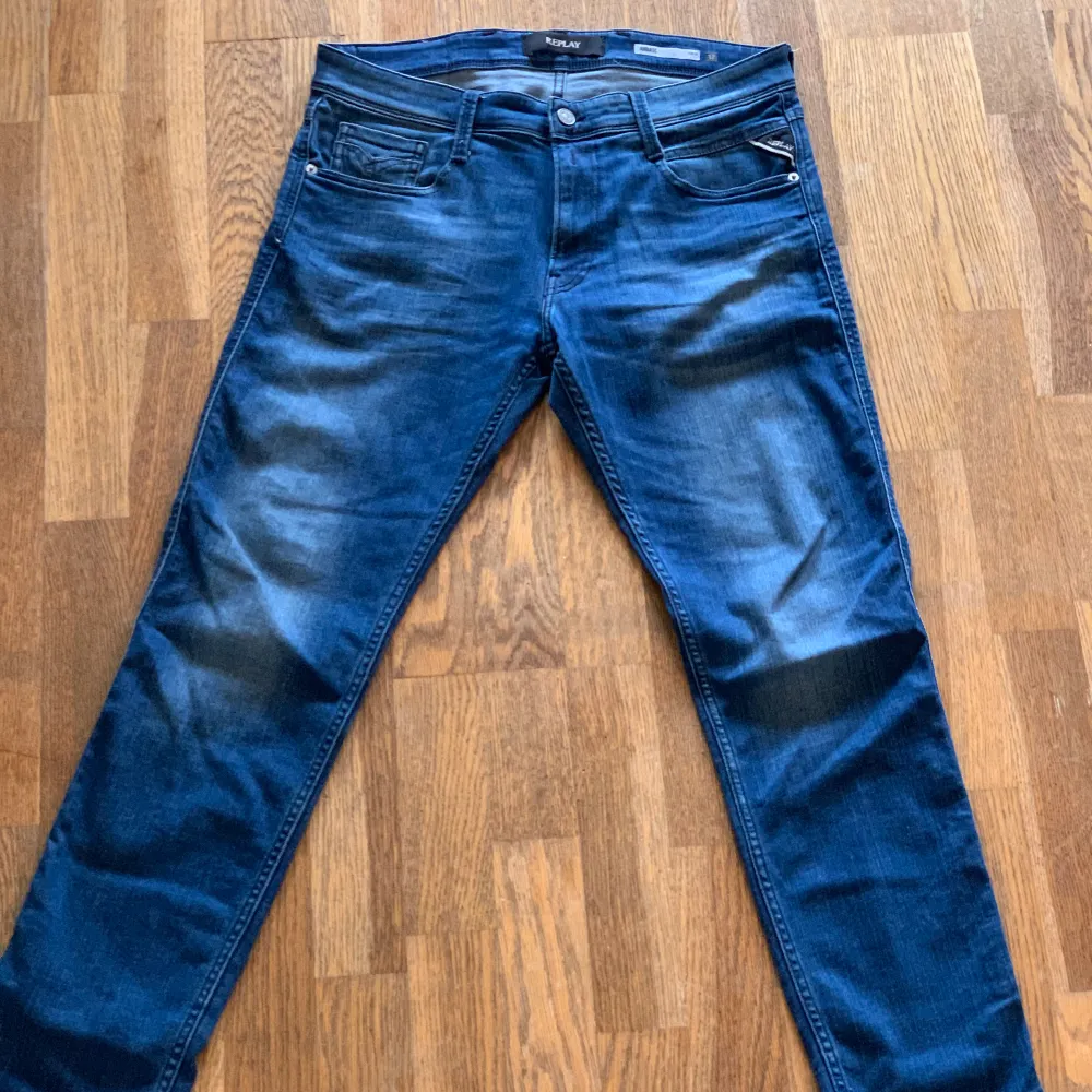 Modell: Anbass Passform: Slim Skick: 9/10 Tveka inte att skriva vid frågor!. Jeans & Byxor.