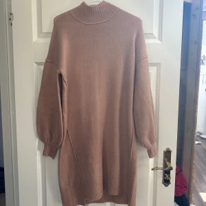 River Island klänning - Stickad klänning