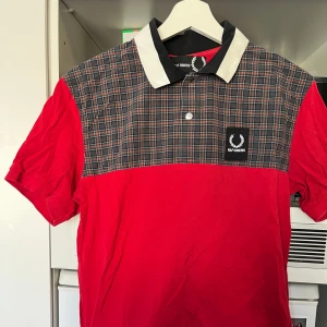 RAF FRED PERRY Polo piké💯💯💯💯 - Raf freddy P mannen astung o skum tisha funky som fan💯💯 sz S sitter s/m brap