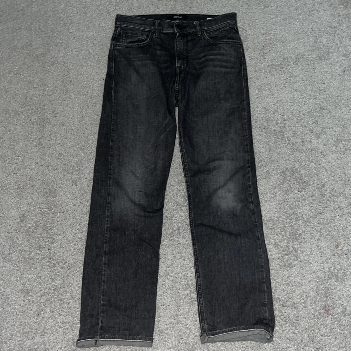 Säljer ett par Replay jeans - 90