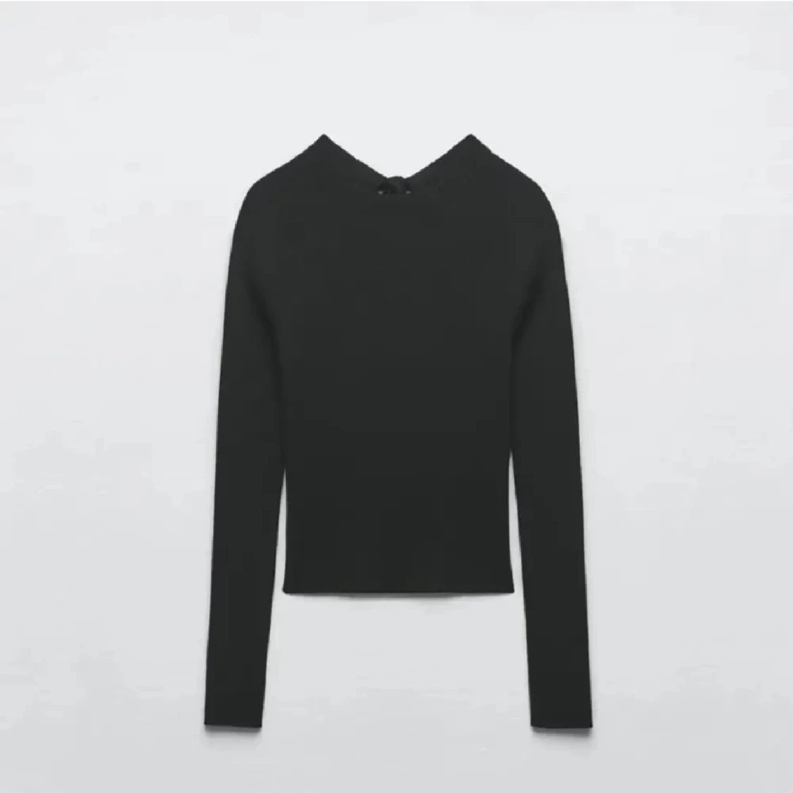 Tröja med öppen rygg - 91