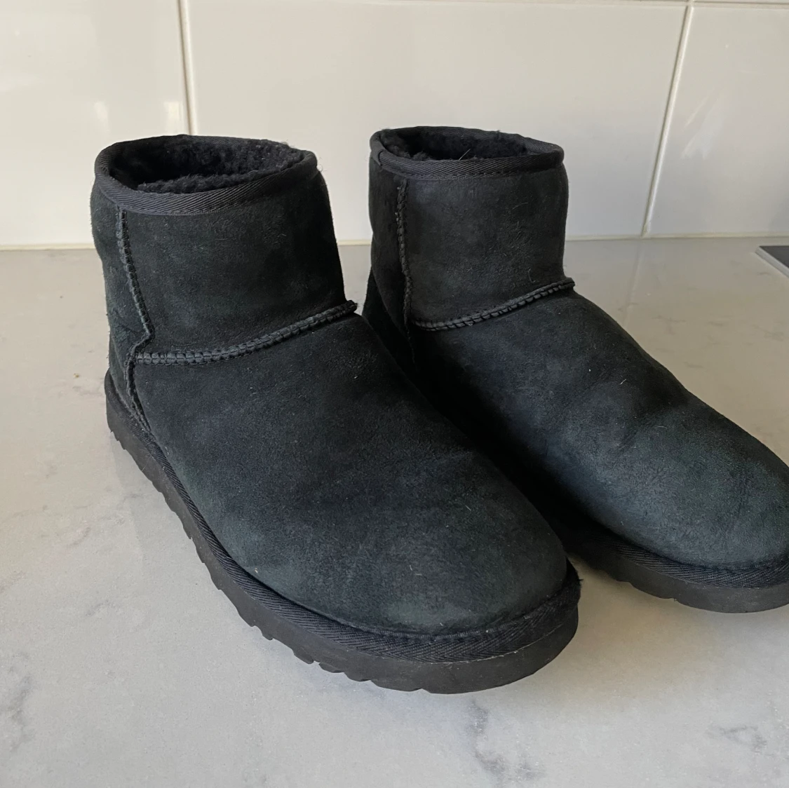 UGG Classic/ svart - 91