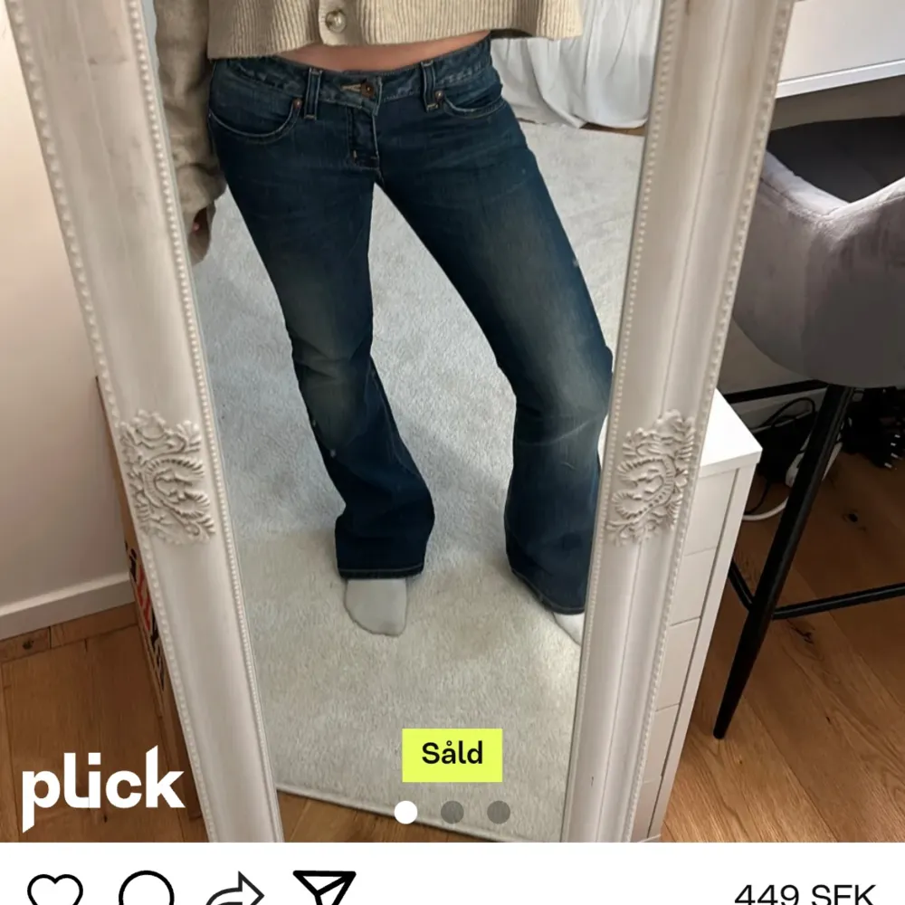 Lånade bilder!!!  Säljer dessa as snygga lågmidjade jeans❤️ köpta av en annan på plick men säljer vidare då dem jeansen inte passa mig. Jeans & Byxor.