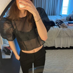 Blus - Från hm, aldrig använd 🥰