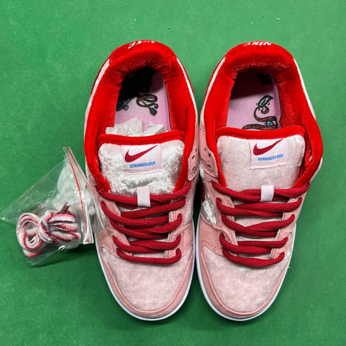 SB Nike low dunks  - 90