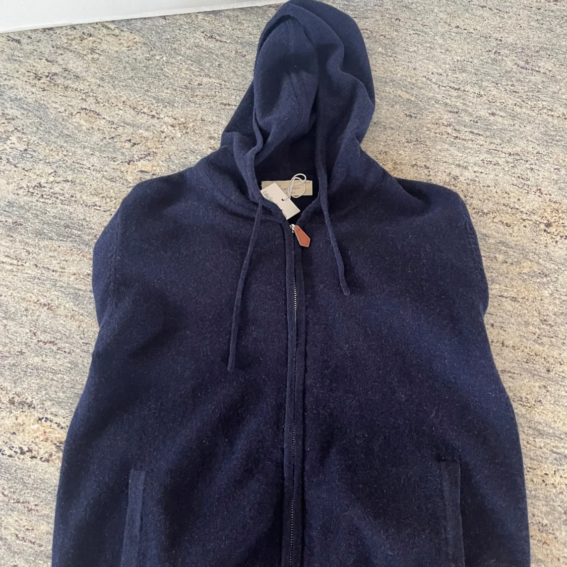 Cashmere zip