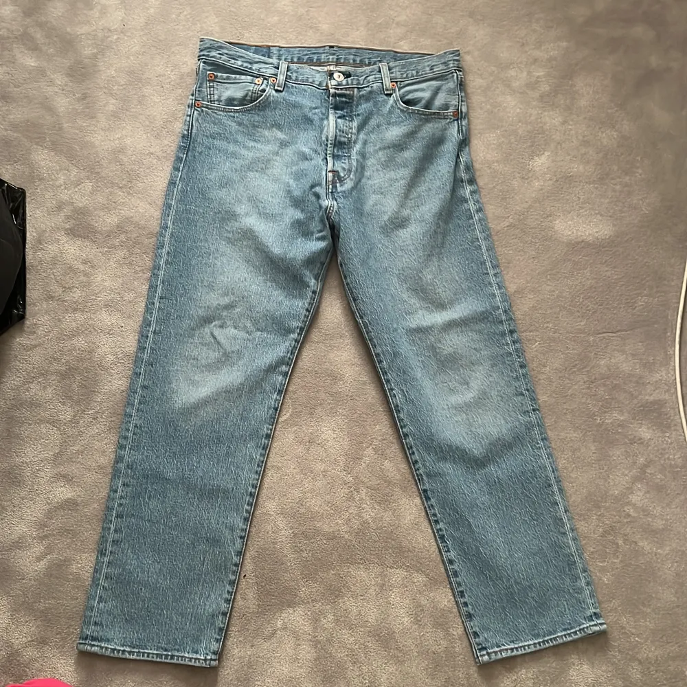 Levis 501 ”93” W34 L30 För stora - knappt använd, som nya! . Jeans & Byxor.