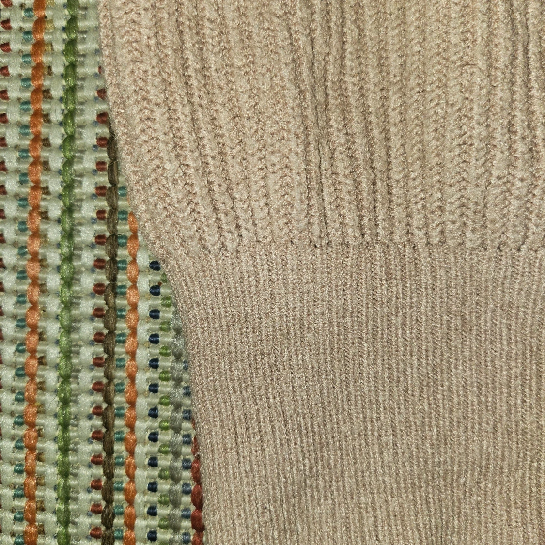 Stickad kofta med knappar - 91